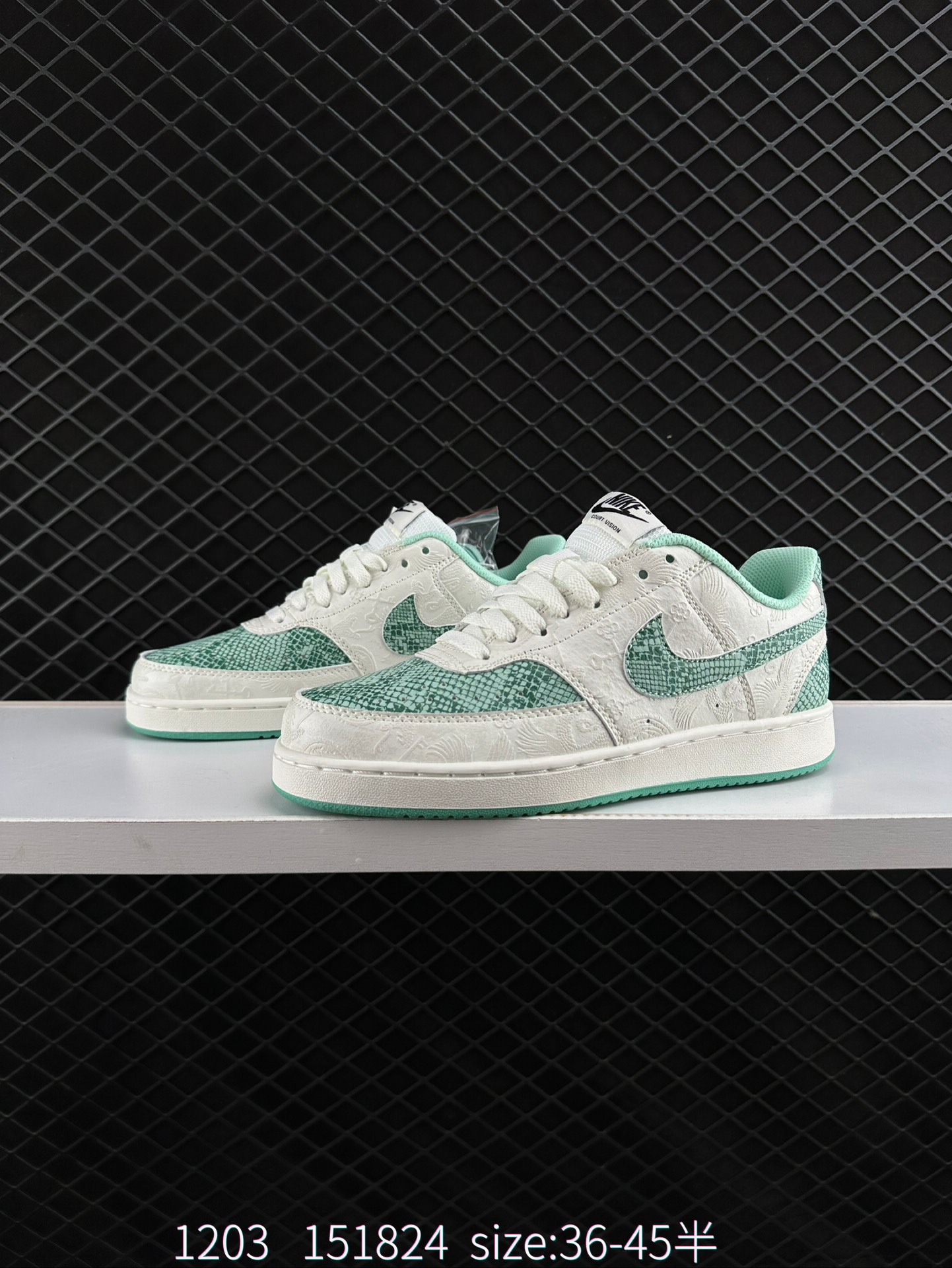 Nike Air Jordan 1 Low OG SP”Black/Green Toe“